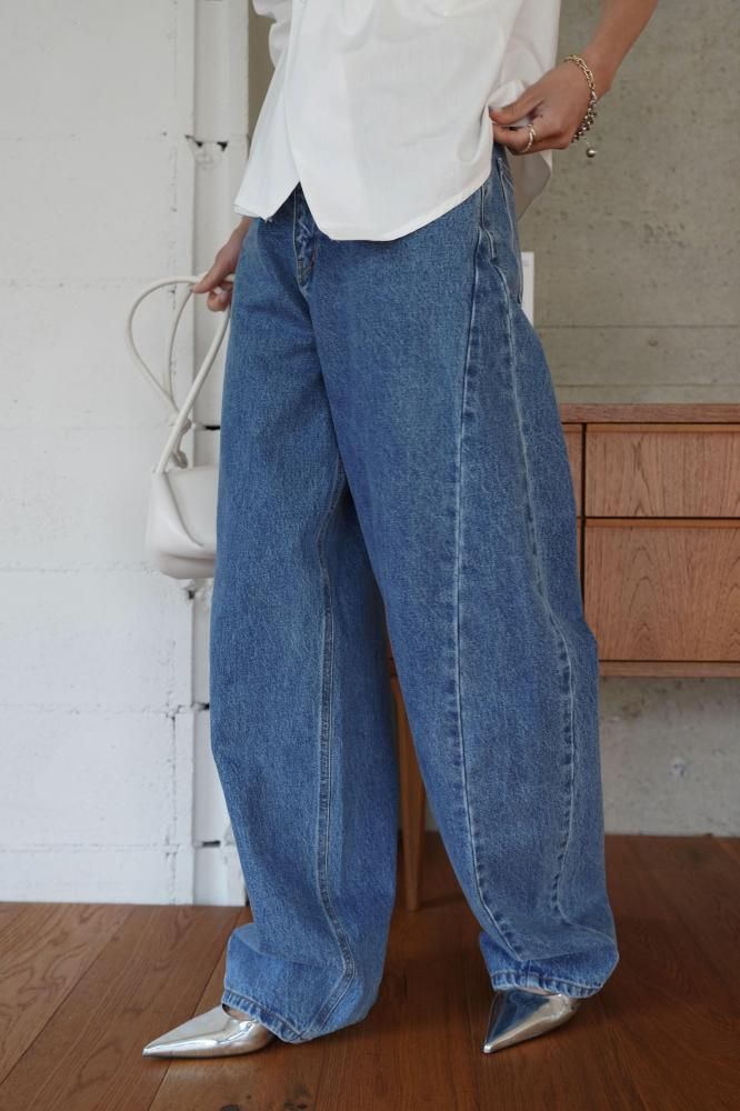Volume Curve Denim Pants<br>[LIGHT BLUE/DARK BLUE][S/M]