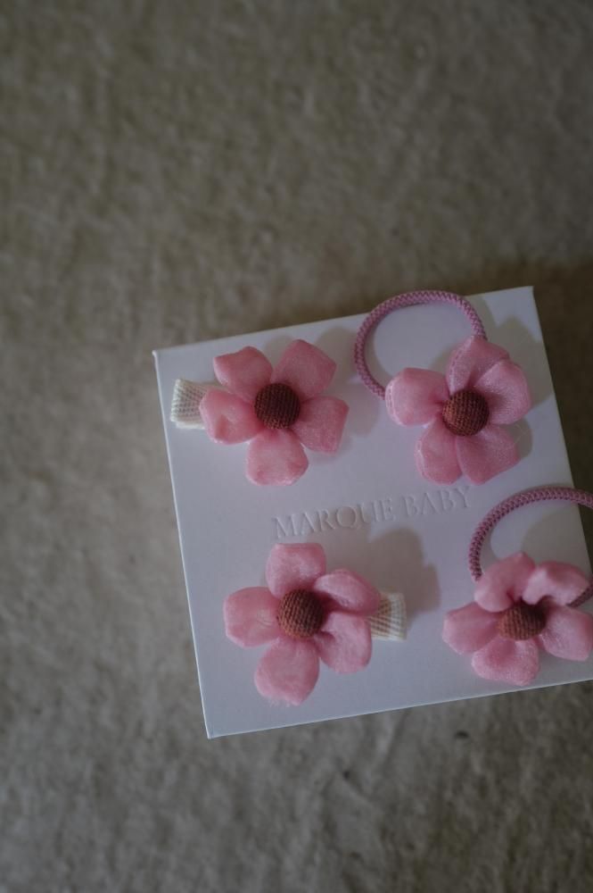 Flower Hair Accessory 2set<br>[ホワイト/ピンク][クリップ/ゴム]